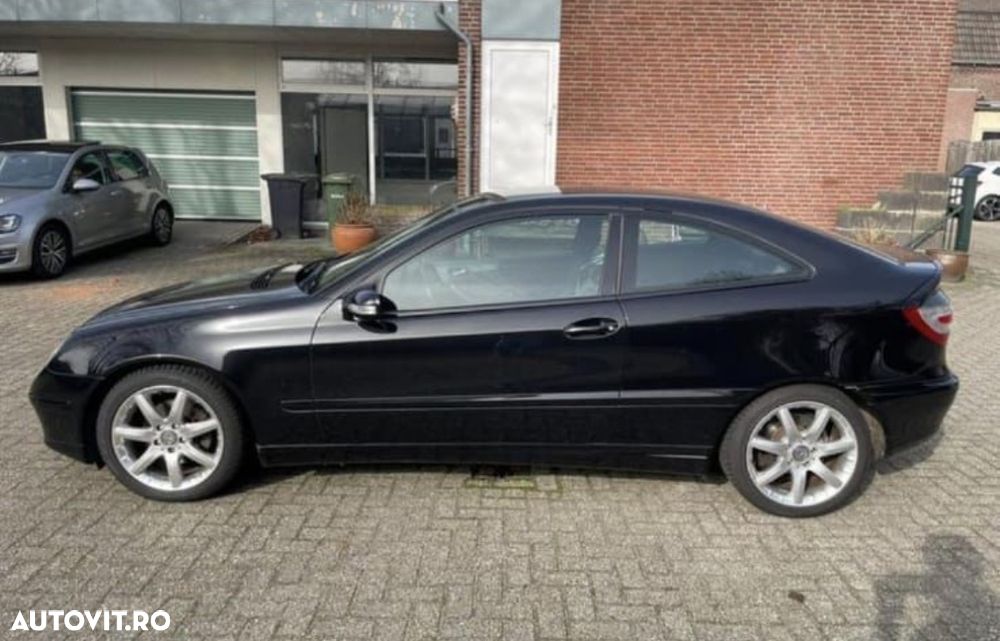 Mercedes-Benz CLK 200 - 2