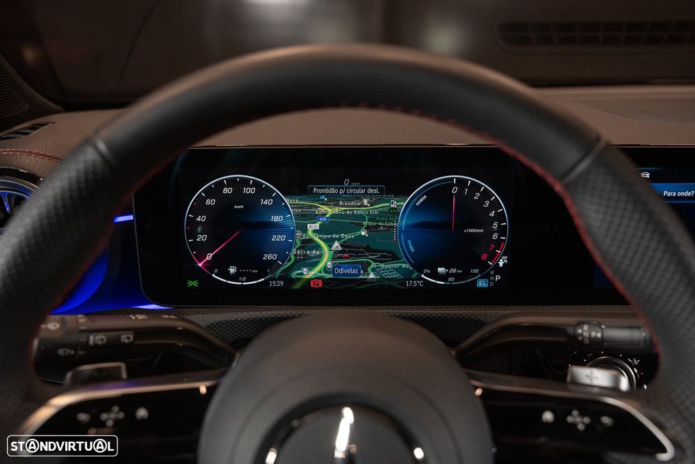 Mercedes-Benz CLA 250 - 17