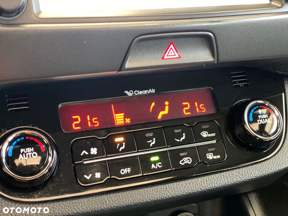 Kia Sportage 2.0 CRDI XL - 29