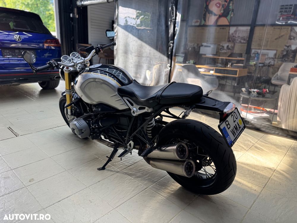 BMW R nineT - 12