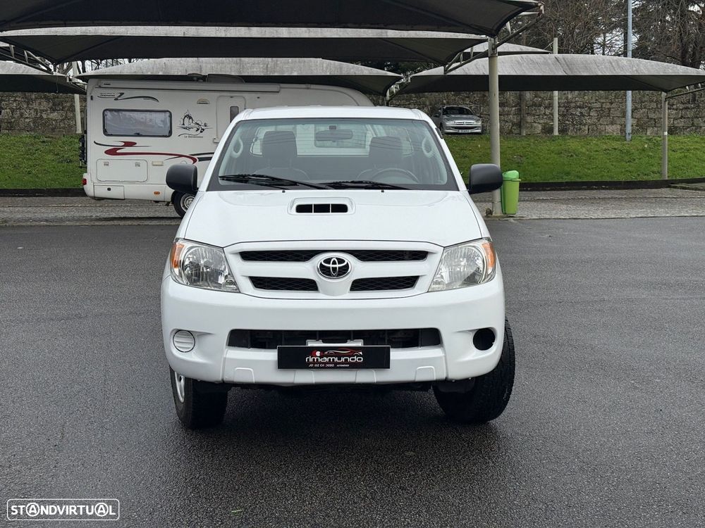 Toyota Hilux - 3