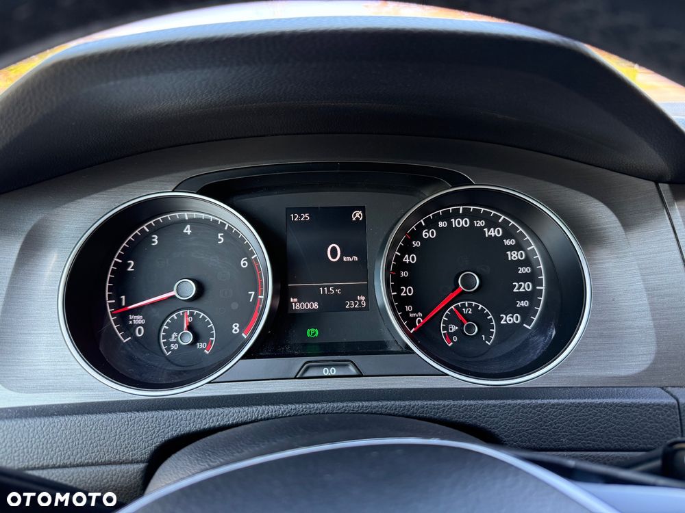 Volkswagen Golf 1.4 TSI BMT Comfortline DSG - 16