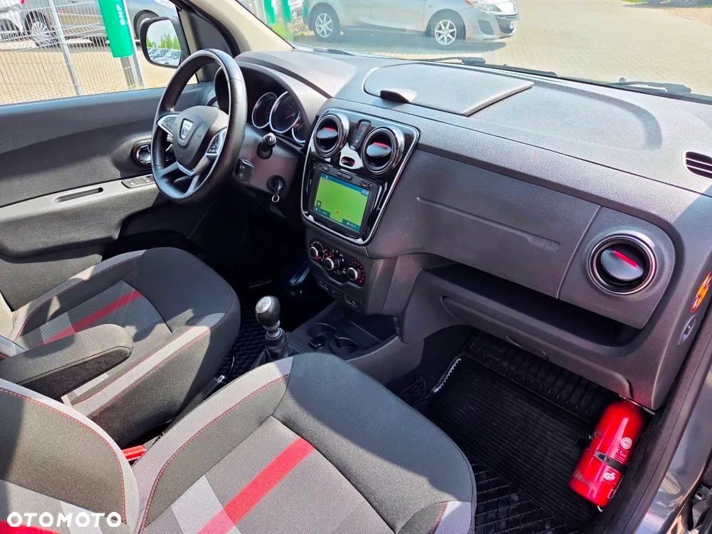 Dacia Lodgy 1.3 TCe Stepway S&S - 30