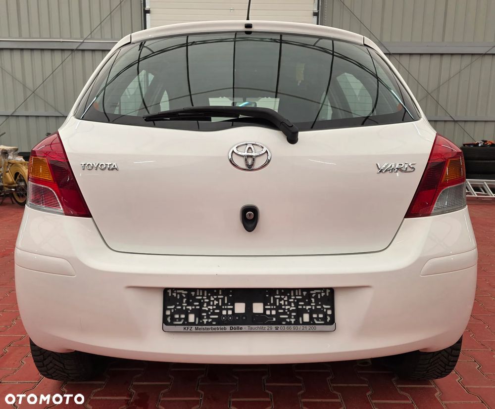 Toyota Yaris ver-2-0-comfort - 7