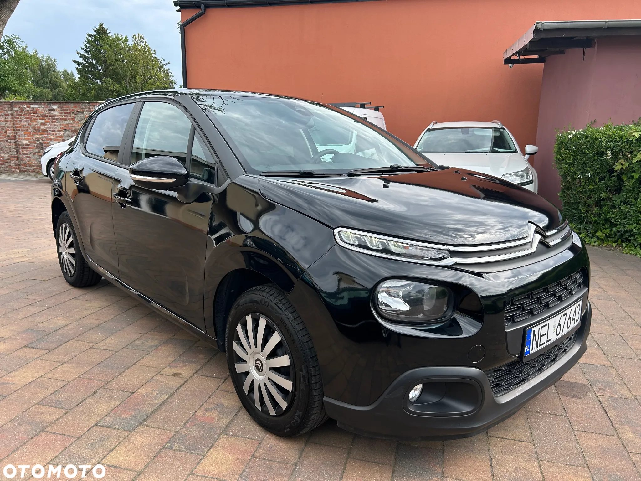 Citroën C3 Pure Tech 82 SHINE - 2