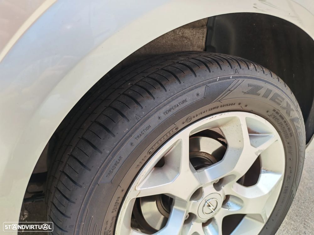Opel Astra 1.3 CDTI Cosmo - 15