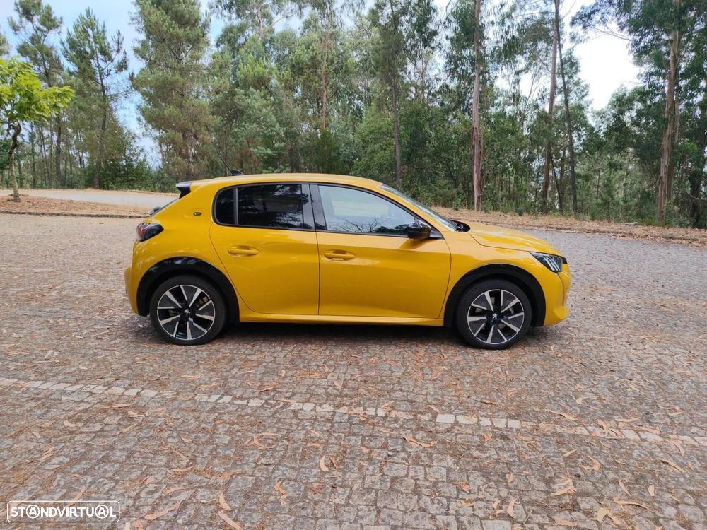 Peugeot e-208 50 kWh GT Line - 5