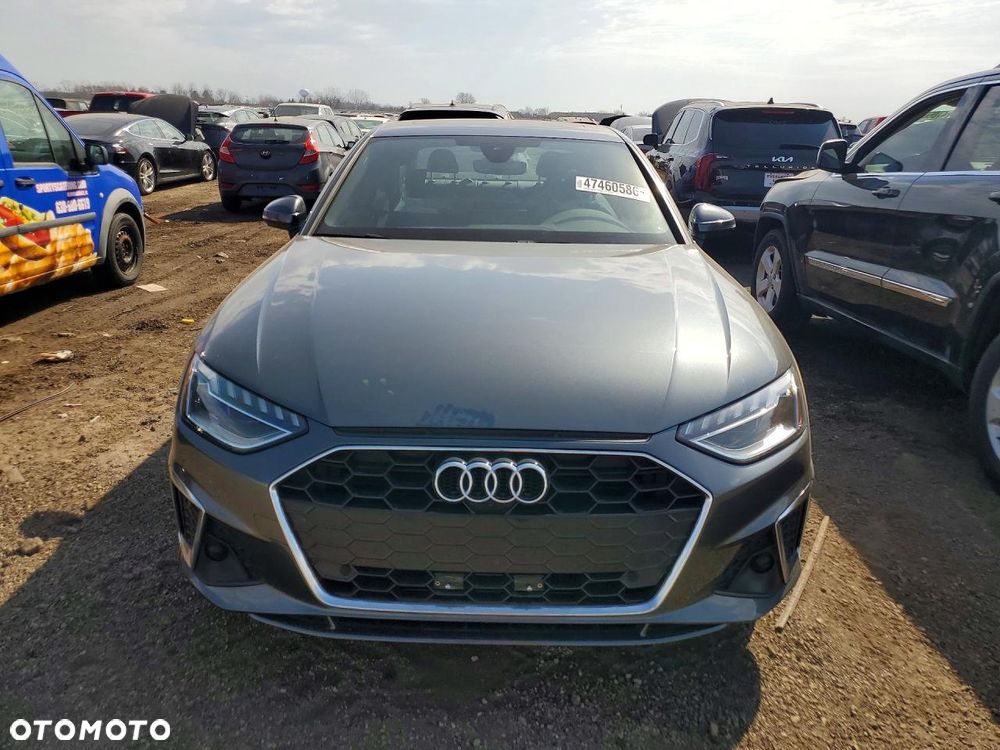 Audi A4 Limousine - 2