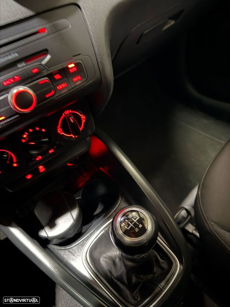 Audi A1 1.6 TDI Advance 99g - 12