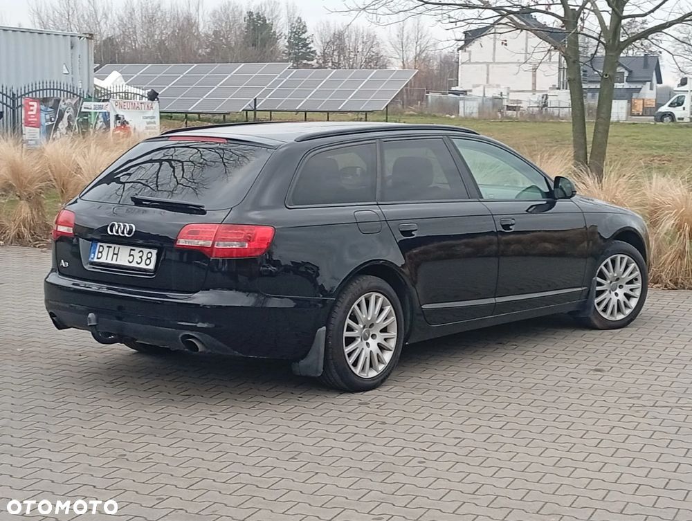 Audi A6 Avant - 16