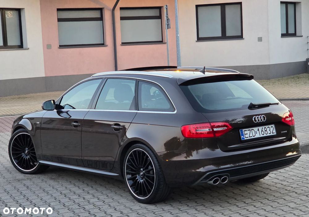 Audi A4 Avant 2.0 TDI DPF clean diesel quattro S tronic S line Sportpaket - 12