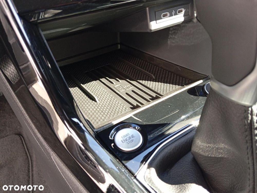 Volkswagen T-Cross - 23