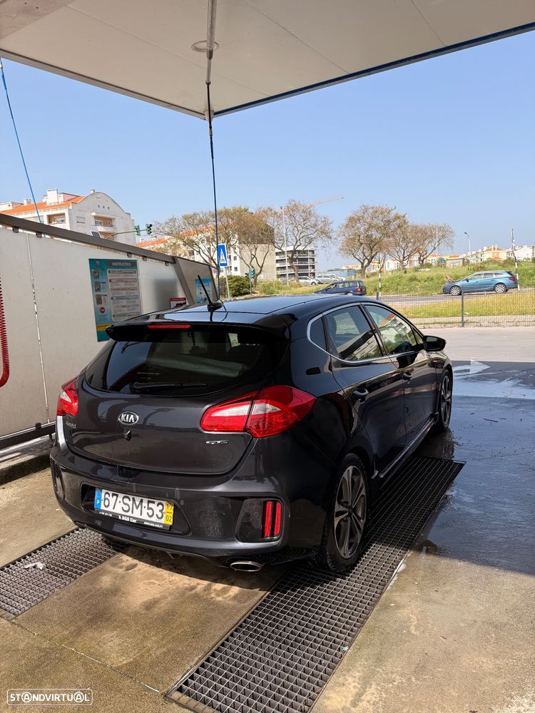 Kia Ceed 1.6 CRDi GT Line - 3