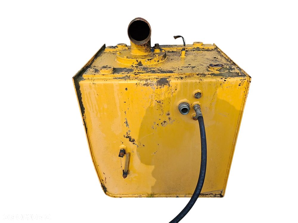 ZBIORNIK HYDRAULIKI OLEJU HYDRAULICZNEGO KOPARKA VOLVO - 4