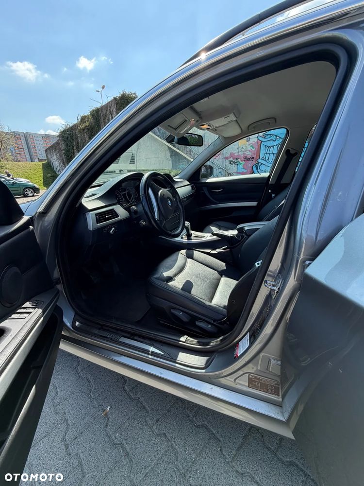 BMW Seria 3 320d DPF - 26