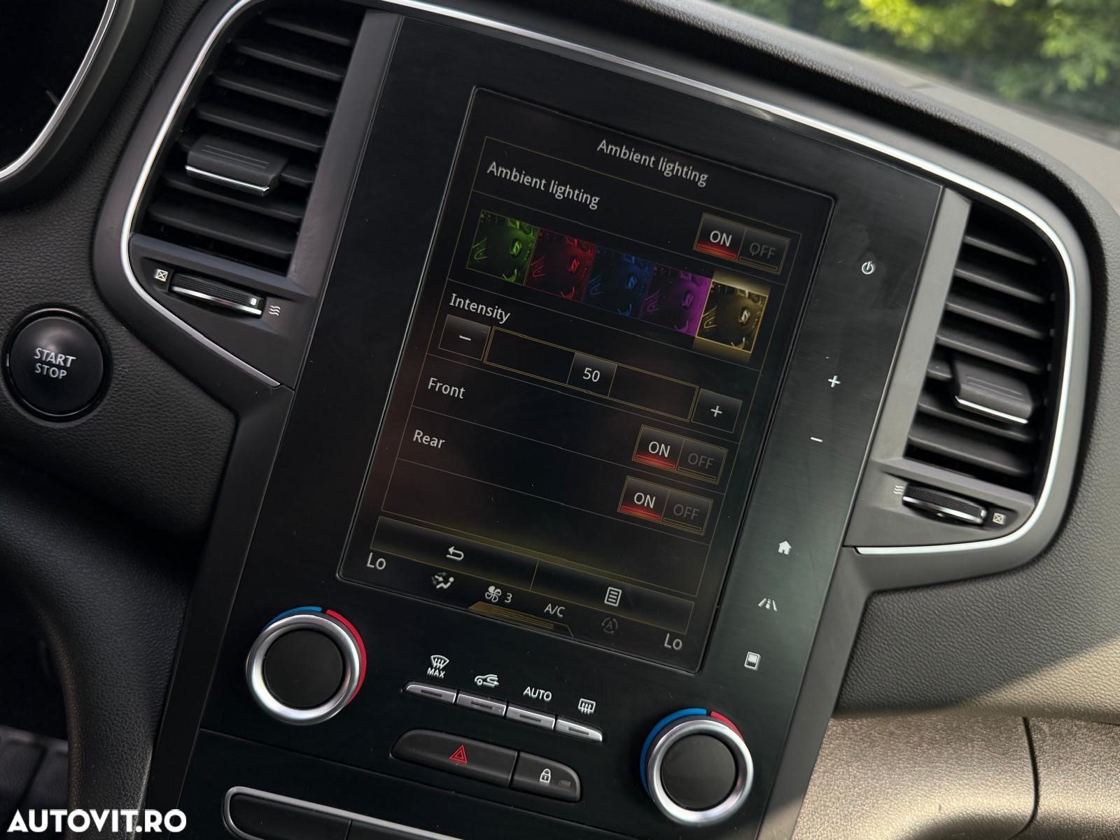 Renault Megane Grandtour ENERGY TCe 130 BOSE EDITION - 29
