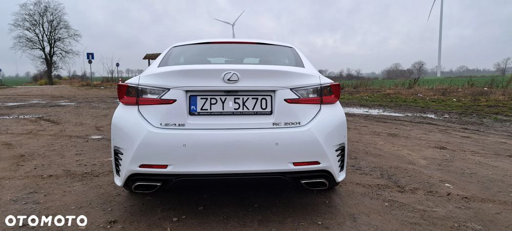 Lexus RC 200t / 300 F Sport - 8