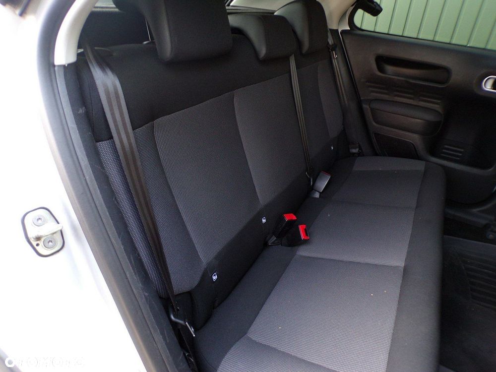 Citroën C4 Cactus - 17