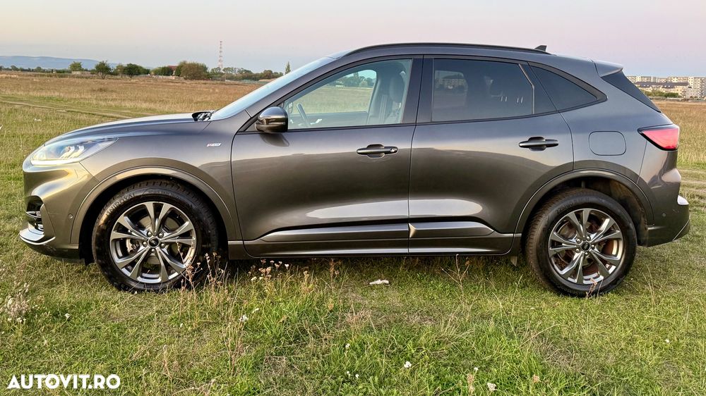 Ford Kuga 2.5 Duratec FHEV ST-LINE - 30