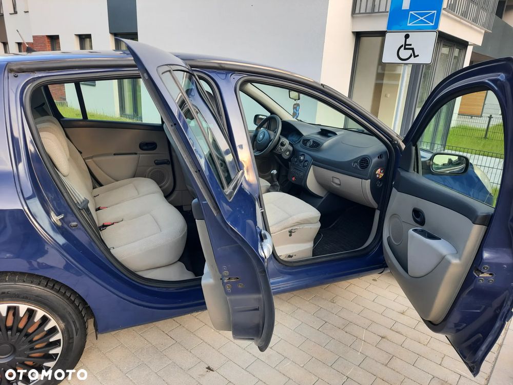 Renault Clio 1.4 16V Dynamique - 7