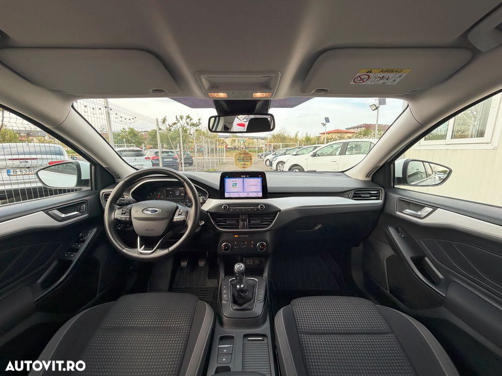 Ford Focus 1.0 EcoBoost Connected - 9