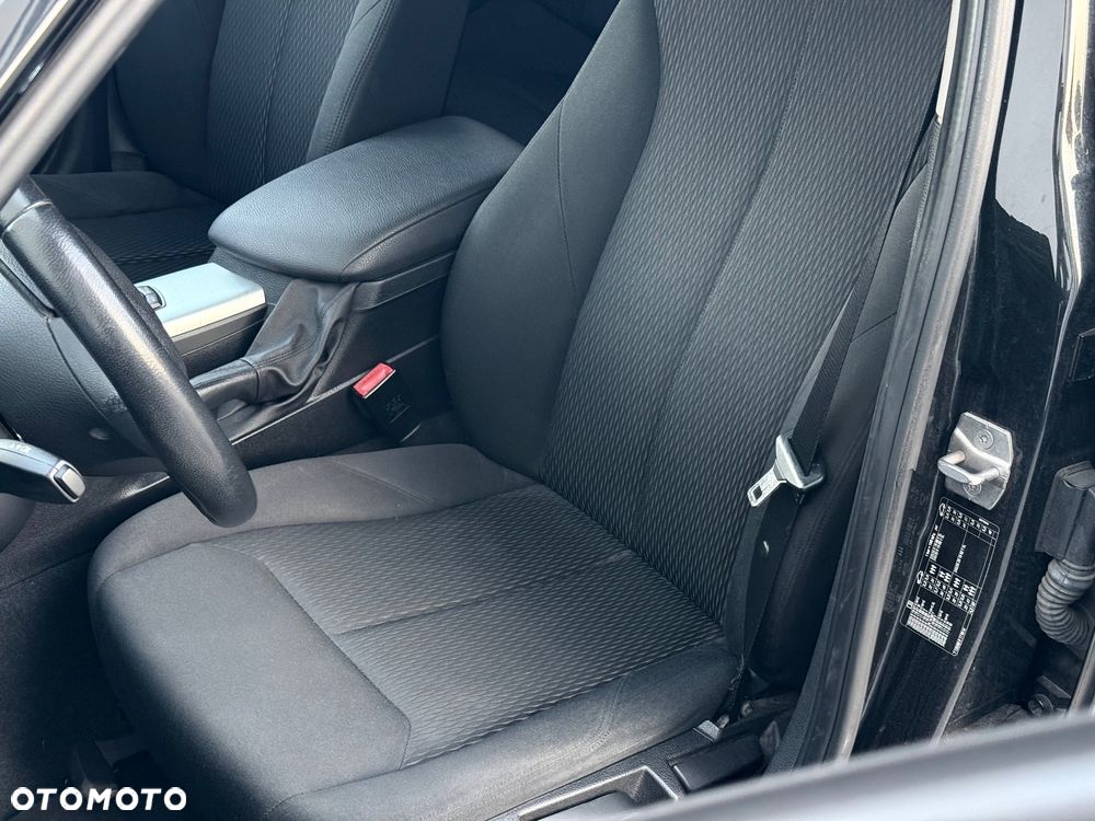 BMW Seria 1 118d Advantage - 35