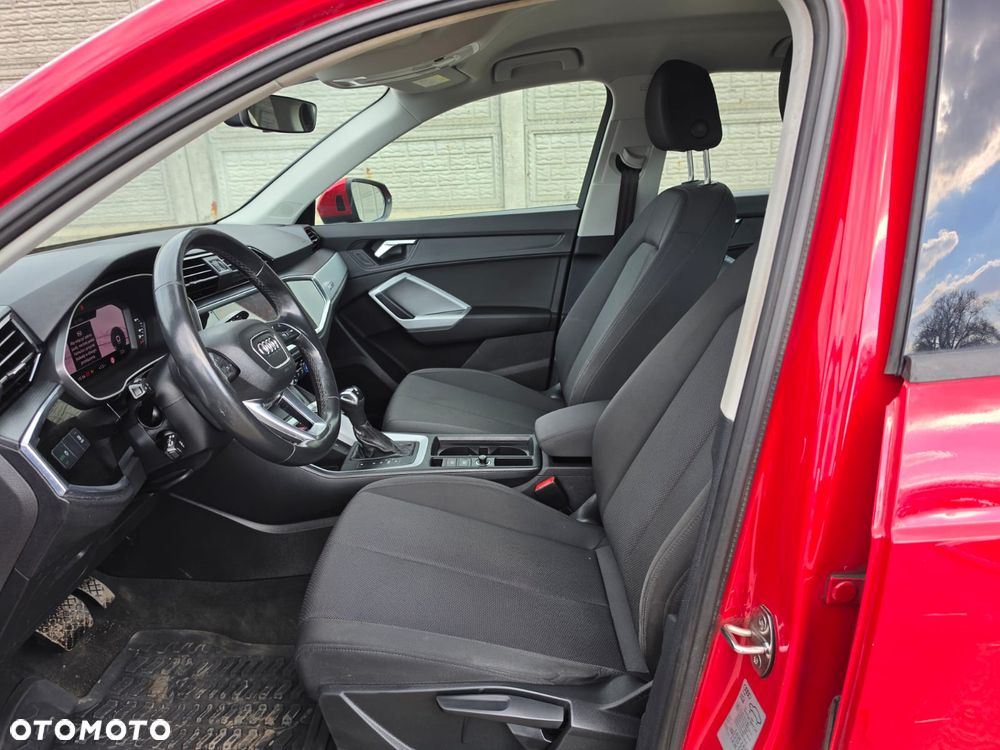 Audi Q3 45 TFSIe S tronic - 7
