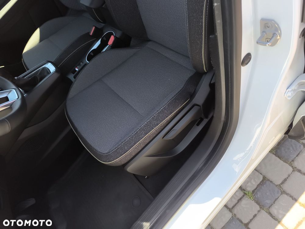 Renault Captur 1.0 TCe Techno - 12