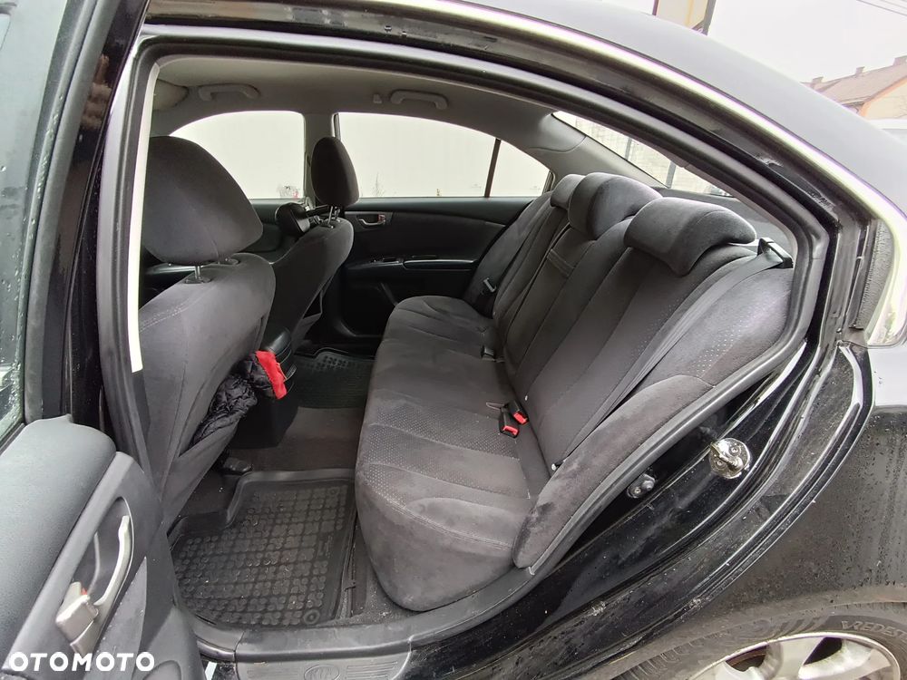 Kia Magentis - 10