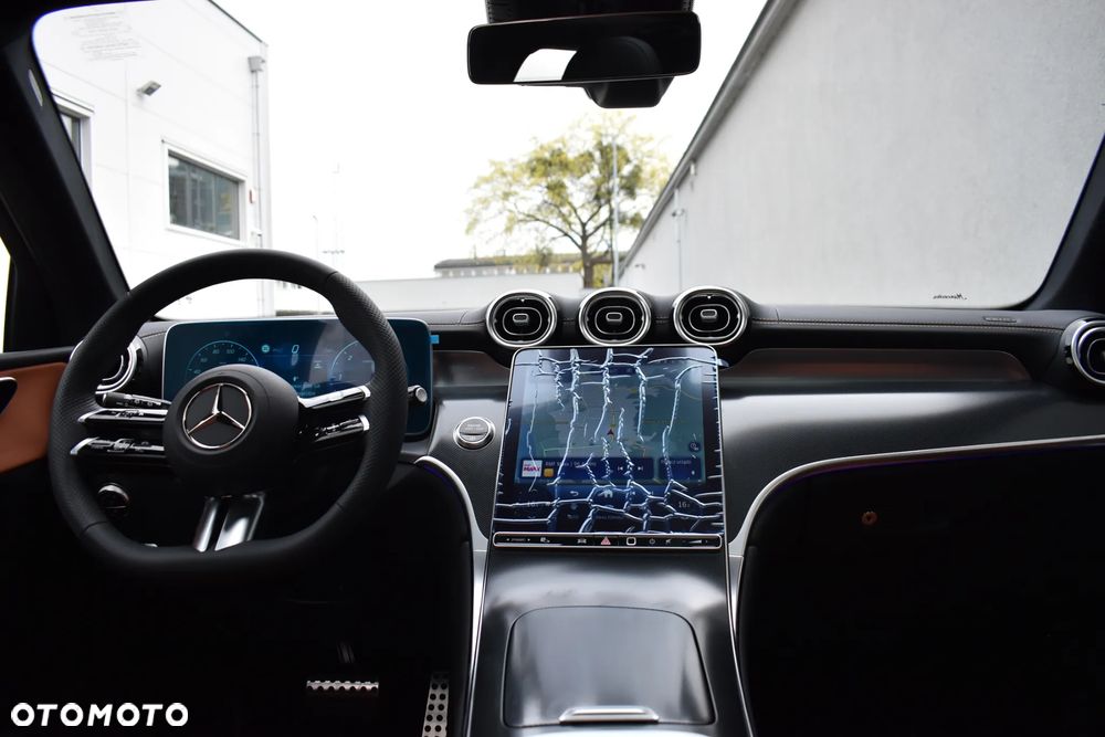Mercedes-Benz GLC - 14