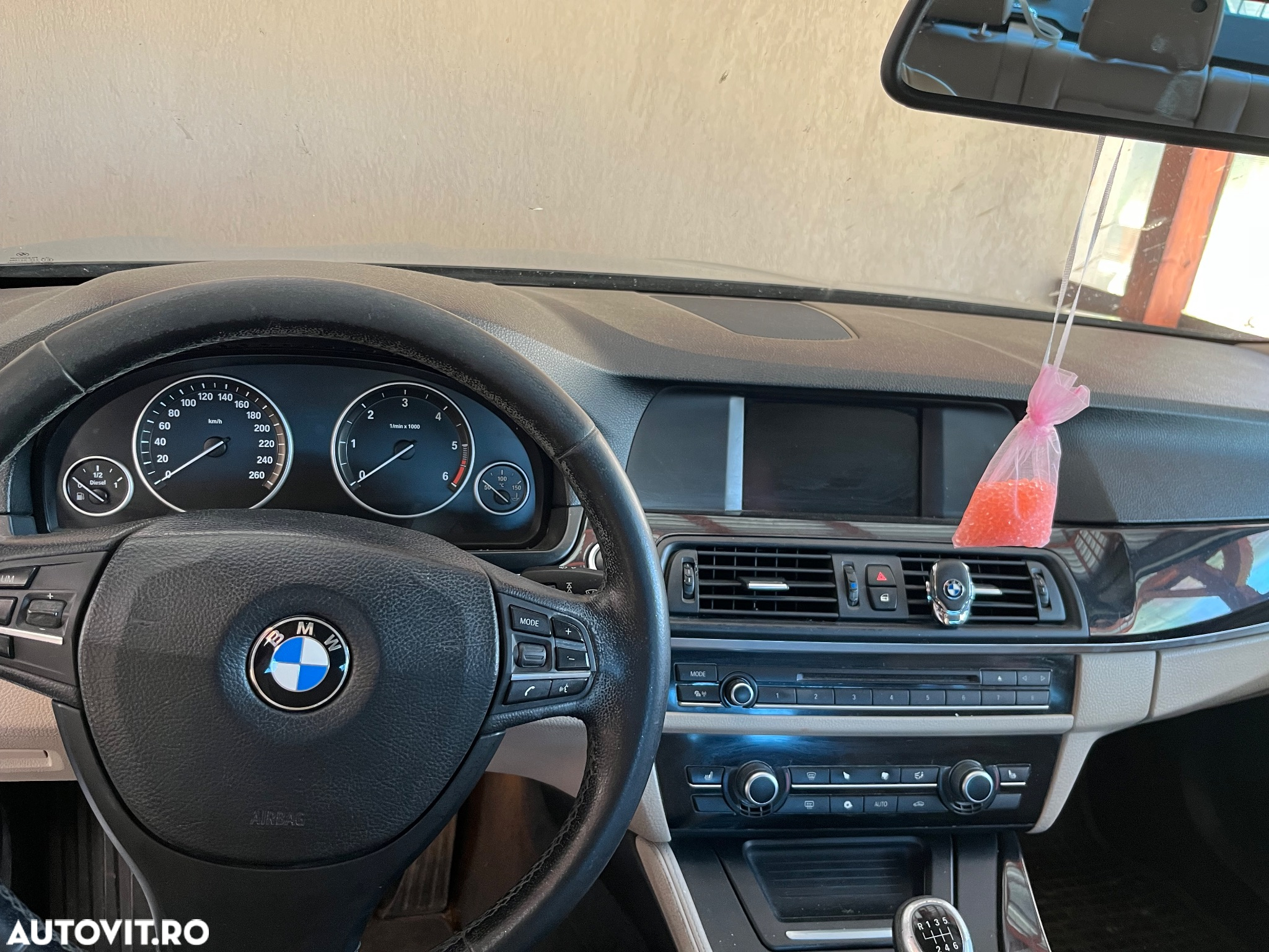 BMW Seria 5 520d Touring - 7