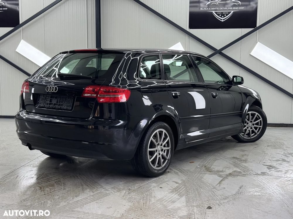 Audi A3 Sportback - 12