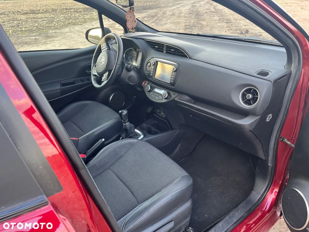 Toyota Yaris - 7