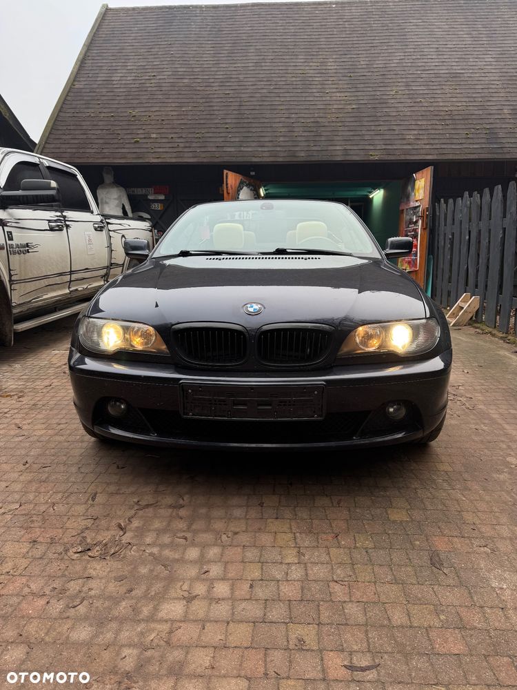 BMW 3 Series 2004 photo 2