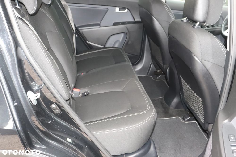 Kia Sportage 1.6 GDI Business Line L 2WD - 32