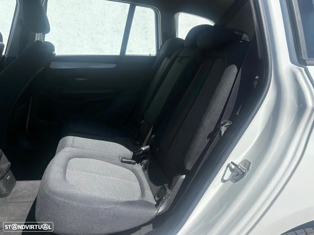 BMW 216 Gran Tourer d Advantage - 13