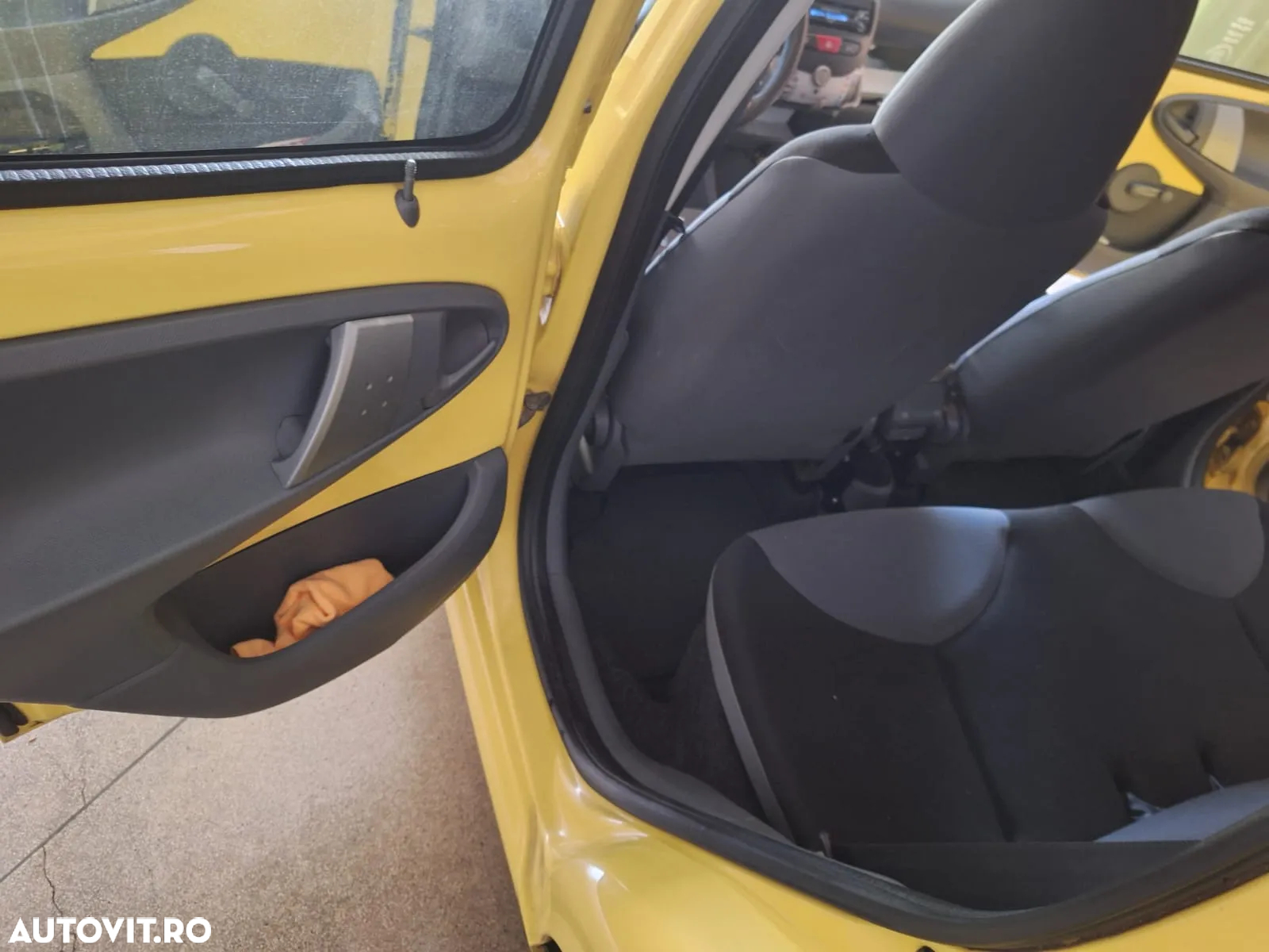 Peugeot 107 One 1.0 E - 7
