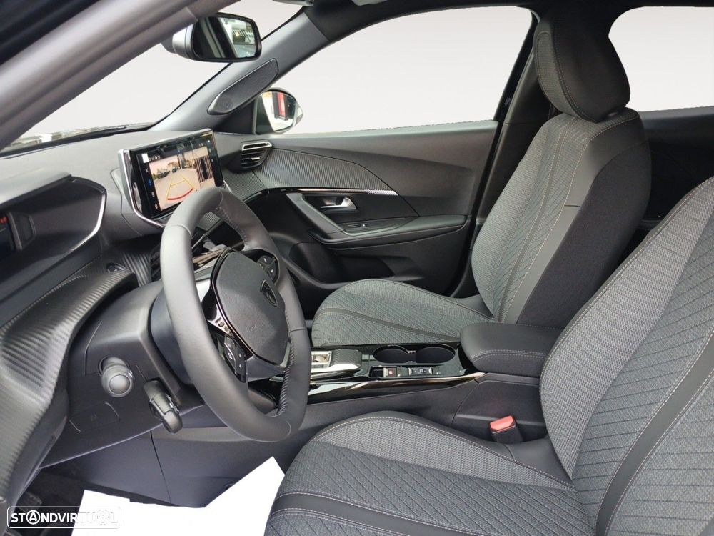 Peugeot e-2008 54 kWh Allure - 9