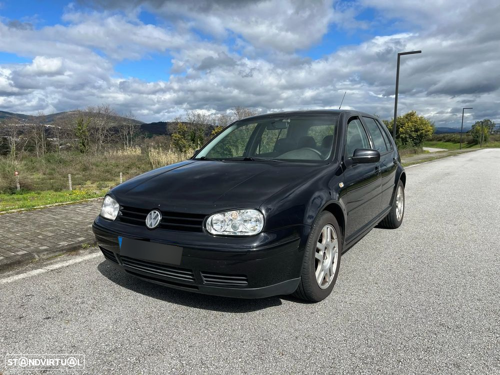 VW Golf - 3