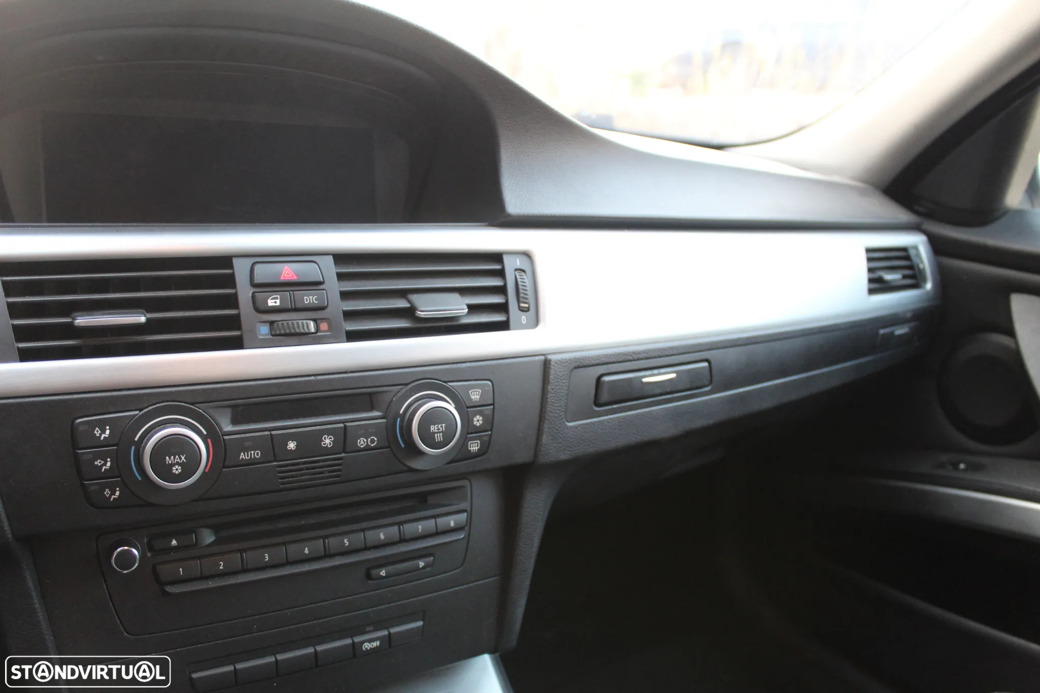 BMW 318 d DPF Touring - 10
