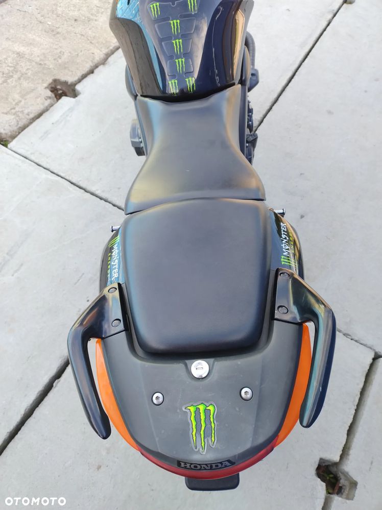 Honda CBF - 15