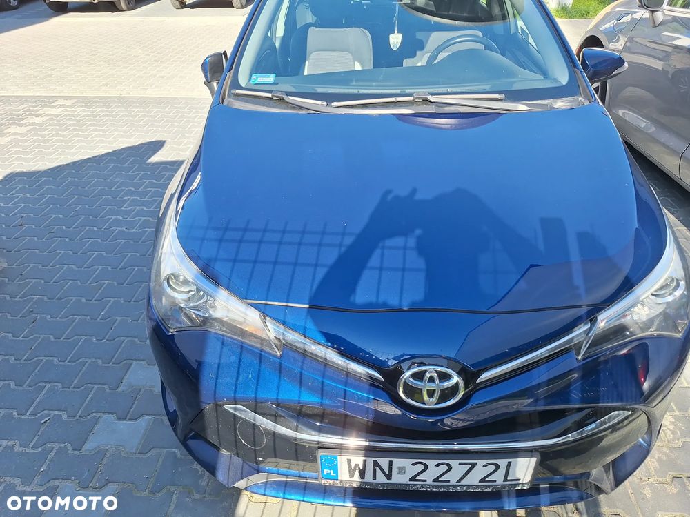 Toyota Avensis 1.8 Premium - 2