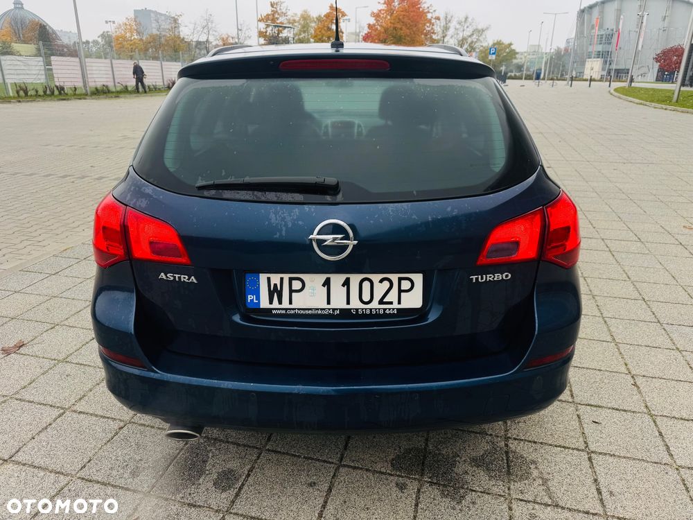 Opel Astra ver-1-4-turbo-150-jahre - 15