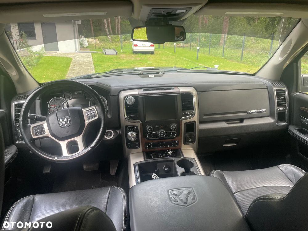 RAM 1500 5.7 Crew Cab Laramie - 8