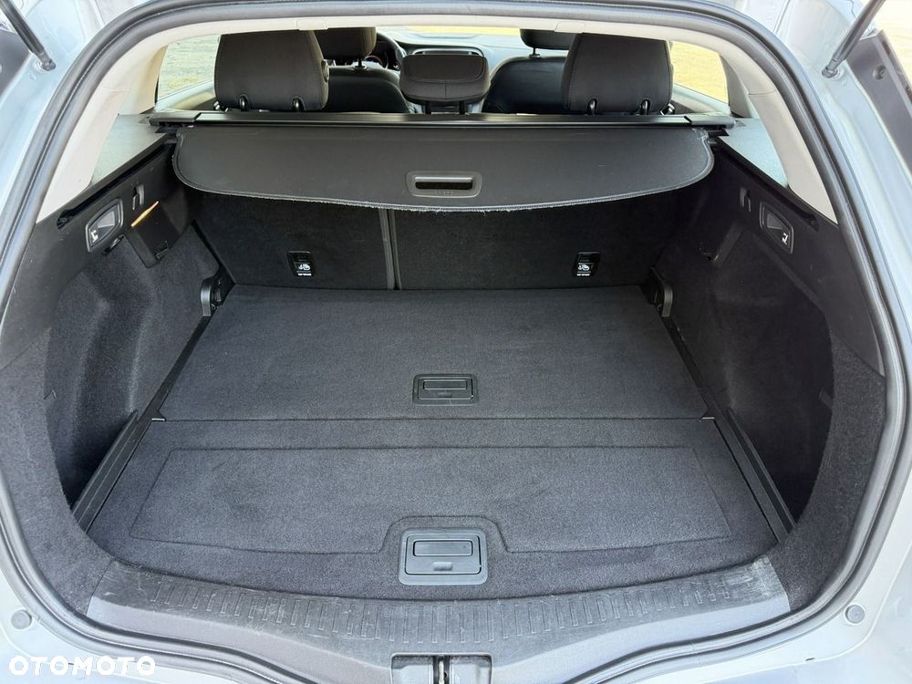 Renault Megane 1.3 TCe FAP Business - 38