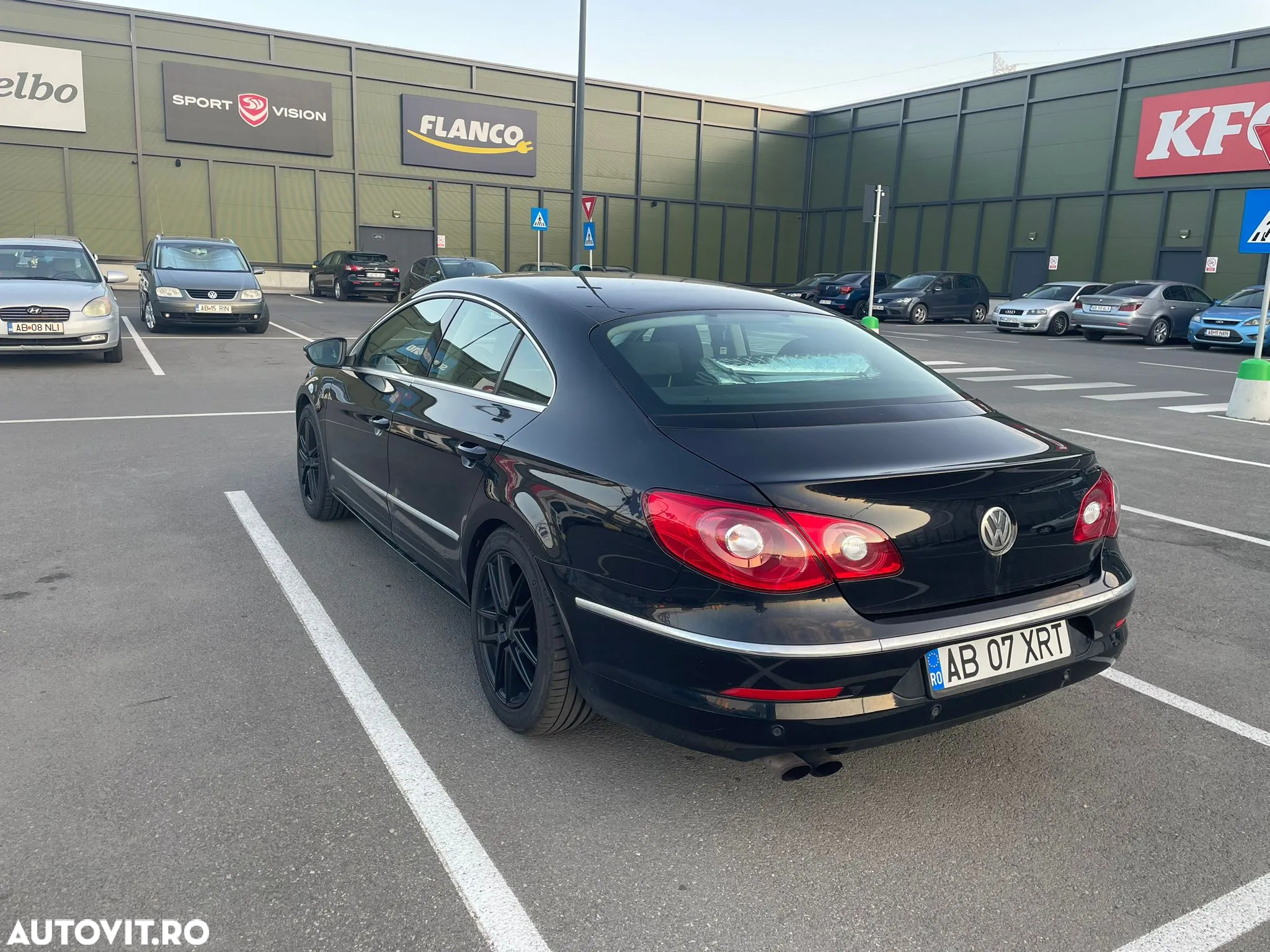 Volkswagen Passat Variant 1.8 TSI Trendline - 3