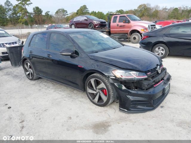 Volkswagen Golf GTI (BlueMotion Technology) DSG - 2