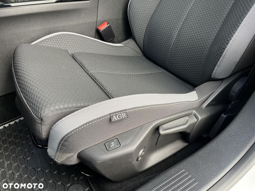 Opel Astra 1.2 T Edition S&S - 12