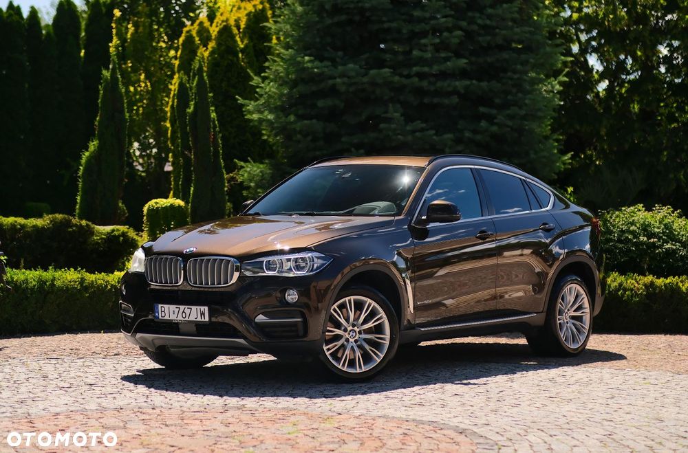 BMW X6 xDrive50i - 2