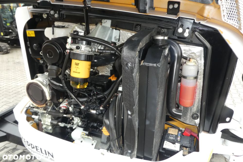 Caterpillar 302,7D CR TRZY ŁYŻKI - 19